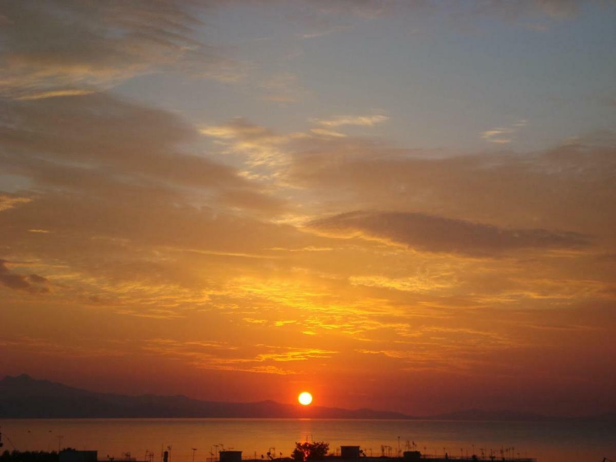 Smile House Near Athens Airport 300M From The Sea Villa Artemida  Exterior photo