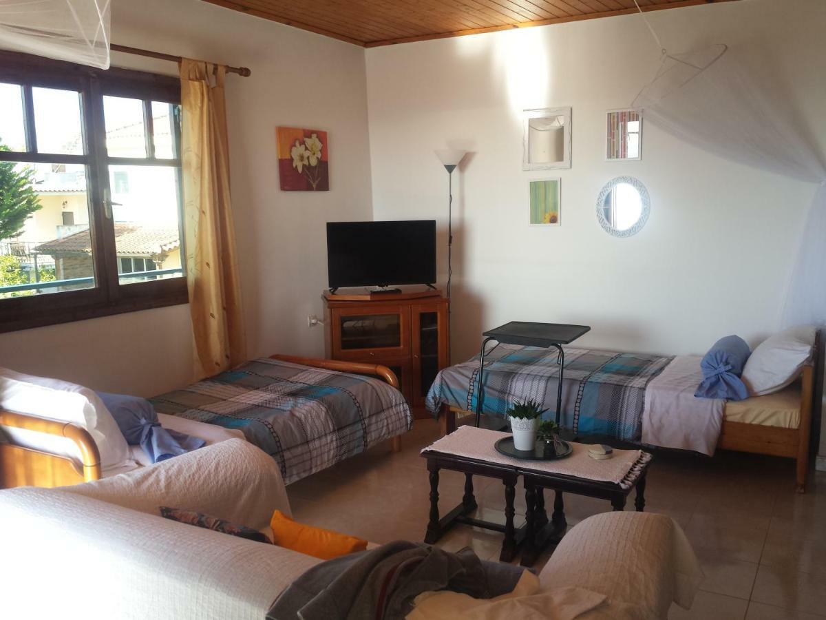Smile House Near Athens Airport 300M From The Sea Villa Artemida  Exterior photo