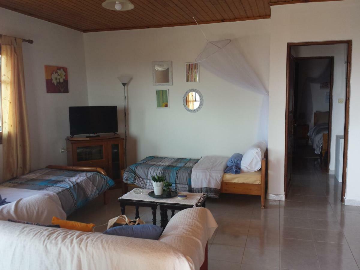 Smile House Near Athens Airport 300M From The Sea Villa Artemida  Exterior photo